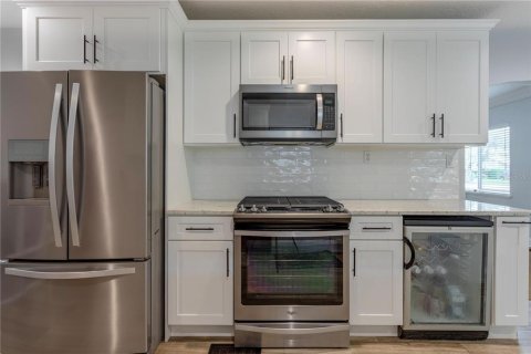 Casa en venta en Orlando, Florida, 3 dormitorios, 200.11 m2 № 2386290 - foto 18