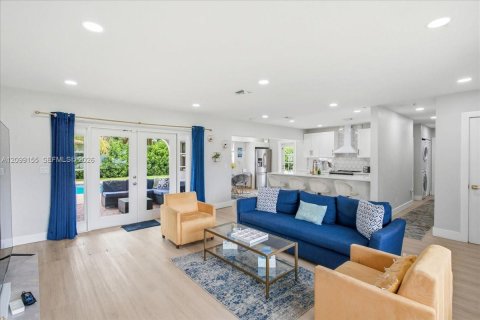 Villa ou maison à vendre à Fort Lauderdale, Floride: 3 chambres, 128.86 m2 № 2404108 - photo 4