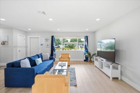 Villa ou maison à vendre à Fort Lauderdale, Floride: 3 chambres, 128.86 m2 № 2404108 - photo 9