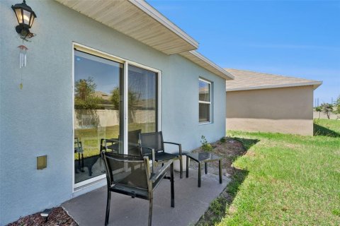 Villa ou maison à vendre à Haines City, Floride: 3 chambres, 132.48 m2 № 2098404 - photo 24