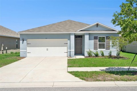 House in Haines City, Florida 3 bedrooms, 132.48 sq.m. № 2098404