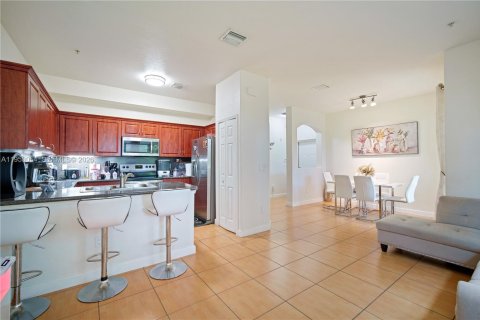 Adosado en venta en Miami, Florida, 2 dormitorios, 111.95 m2 № 2010478 - foto 11