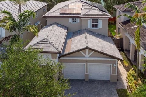 House in Homestead, Florida 4 bedrooms, 221.01 sq.m. № 2058333 - photo 6