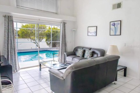 Villa ou maison à vendre à Kissimmee, Floride: 3 chambres, 170.85 m2 № 2093111 - photo 9