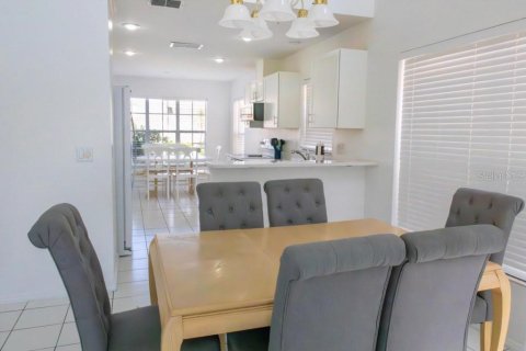 Villa ou maison à vendre à Kissimmee, Floride: 3 chambres, 170.85 m2 № 2093111 - photo 5