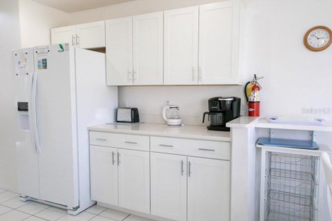Villa ou maison à vendre à Kissimmee, Floride: 3 chambres, 170.85 m2 № 2093111 - photo 3