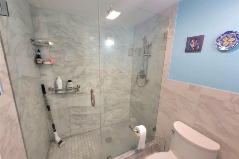 Condominio en venta en North Lauderdale, Florida, 2 dormitorios, 107.77 m2 № 2146877 - foto 12