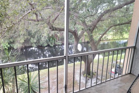 Condominio en venta en North Lauderdale, Florida, 2 dormitorios, 107.77 m2 № 2146877 - foto 6