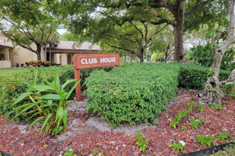Condominio en venta en North Lauderdale, Florida, 2 dormitorios, 107.77 m2 № 2146877 - foto 24