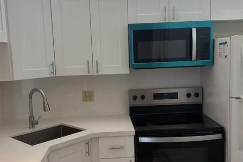 Condominio en venta en West Palm Beach, Florida, 2 dormitorios, 102.56 m2 № 2265597 - foto 2