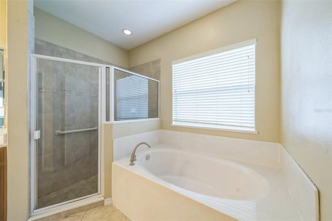 Casa en venta en Winter Haven, Florida, 3 dormitorios, 195.93 m2 № 1810239 - foto 19