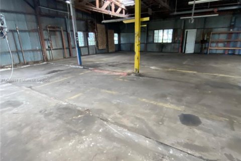 Commercial property in Canal Point, Florida № 1707728 - photo 19
