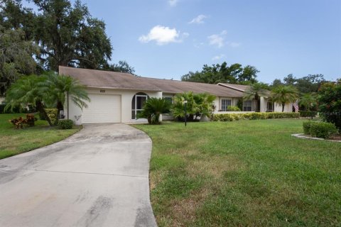 House in Sarasota, Florida 2 bedrooms, 143.35 sq.m. № 1869079 - photo 21