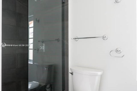 Купить кондоминиум в Майами-Бич, Флорида 2 спальни, 55.28м2, № 1959853 - фото 17