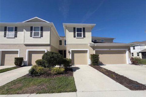Adosado en Riverview, Florida 2 dormitorios, 142.88 m2 № 2116111