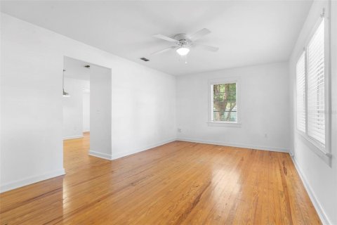 Villa ou maison à vendre à Orlando, Floride: 3 chambres, 123.93 m2 № 1918271 - photo 13