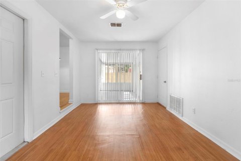 Villa ou maison à vendre à Orlando, Floride: 3 chambres, 123.93 m2 № 1918271 - photo 21