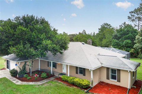 House in Dunnellon, Florida 3 bedrooms, 203.73 sq.m. № 2318926