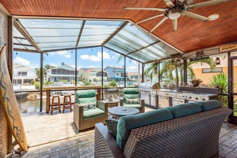 Casa en venta en New Port Richey, Florida, 2 dormitorios, 129.13 m2 № 1856779 - foto 24