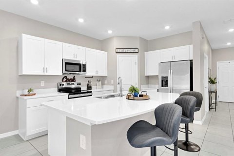 Townhouse in Kissimmee, Florida 3 bedrooms, 148.55 sq.m. № 2216192 - photo 6