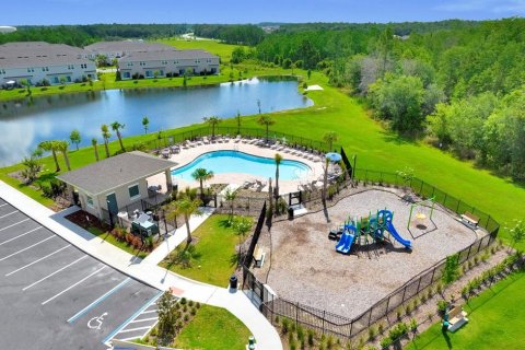 Townhouse in Kissimmee, Florida 3 bedrooms, 148.55 sq.m. № 2216192 - photo 29