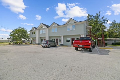 Commercial property in Lakeland, Florida 474.73 sq.m. № 2097480 - photo 12