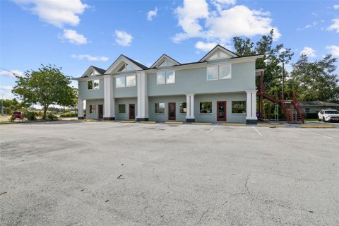 Commercial property in Lakeland, Florida 474.73 sq.m. № 2097480