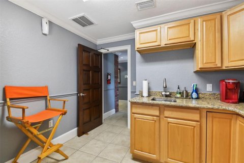 Commercial property in Lakeland, Florida 474.73 sq.m. № 2097480 - photo 25