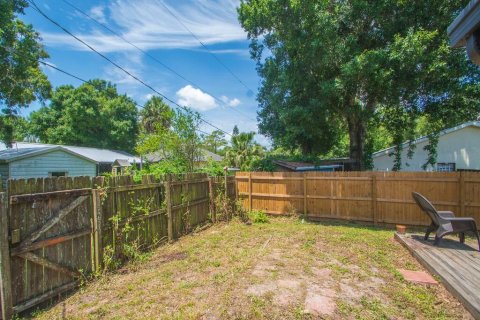 House in Vero Beach, Florida 3 bedrooms, 123.65 sq.m. № 2084042 - photo 22