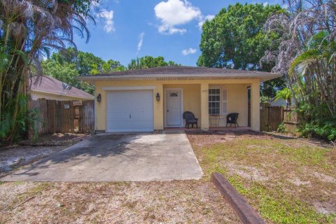 House in Vero Beach, Florida 3 bedrooms, 123.65 sq.m. № 2084042 - photo 29