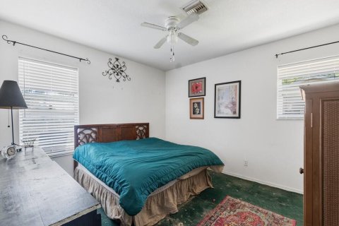 House in Vero Beach, Florida 3 bedrooms, 123.65 sq.m. № 2084042 - photo 9