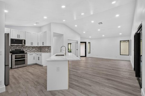Villa ou maison à vendre à Coconut Creek, Floride: 3 chambres, 133.78 m2 № 2400665 - photo 5