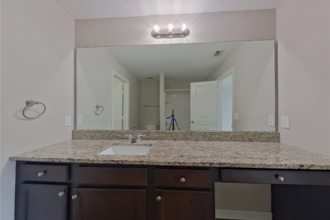 Casa en alquiler en Lake Wales, Florida, 4 dormitorios, 184.5 m2 № 1915293 - foto 9