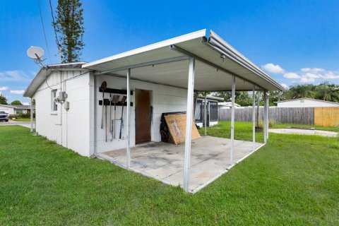 House in Bradenton, Florida 2 bedrooms, 86.12 sq.m. № 1894739 - photo 19