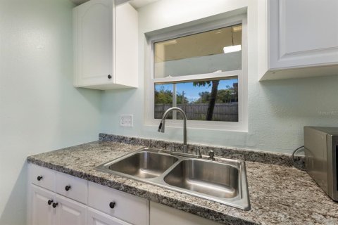 House in Bradenton, Florida 2 bedrooms, 86.12 sq.m. № 1894739 - photo 11