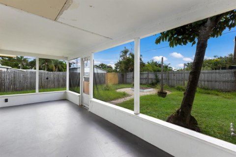 House in Bradenton, Florida 2 bedrooms, 86.12 sq.m. № 1894739 - photo 16