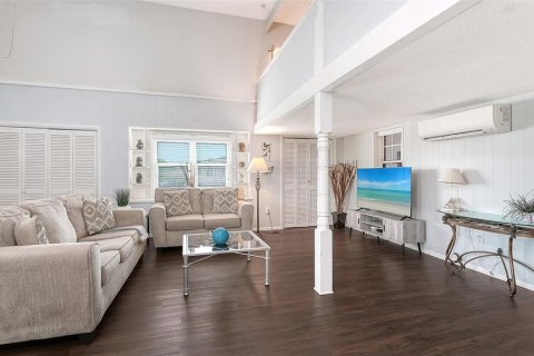 Condo in Longboat Key, Florida, 1 bedroom  № 2333900 - photo 4
