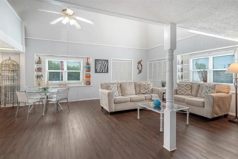 Condo in Longboat Key, Florida, 1 bedroom  № 2333900 - photo 5