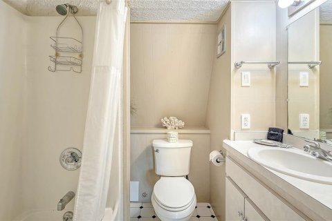 Condo in Longboat Key, Florida, 1 bedroom  № 2333900 - photo 15