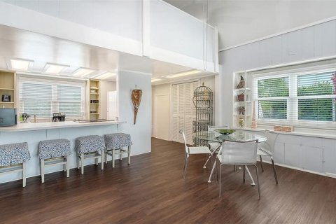 Condo in Longboat Key, Florida, 1 bedroom  № 2333900 - photo 6