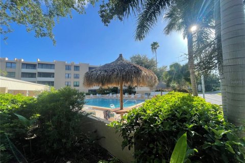 Condo in Clearwater, Florida, 1 bedroom  № 1767561 - photo 3