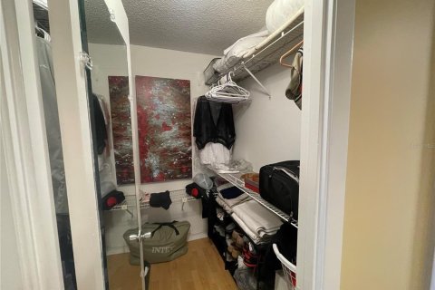 Condo in Clearwater, Florida, 1 bedroom  № 1767561 - photo 22