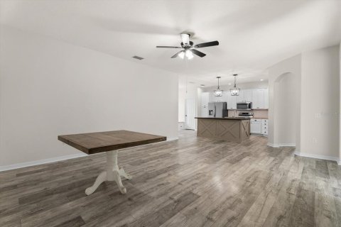 House in Parrish, Florida 4 bedrooms, 201.6 sq.m. № 2199279 - photo 17