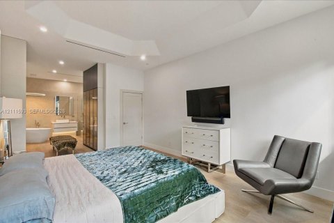 Villa ou maison à louer à Miramar, Floride: 3 chambres, 181.44 m2 № 2431492 - photo 13