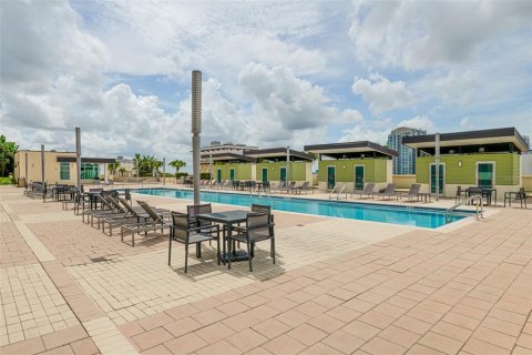 Condo in Tampa, Florida, 2 bedrooms  № 1879526 - photo 19