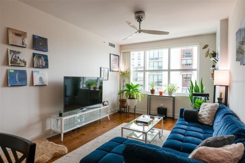 Condo in Tampa, Florida, 2 bedrooms  № 1879526 - photo 4