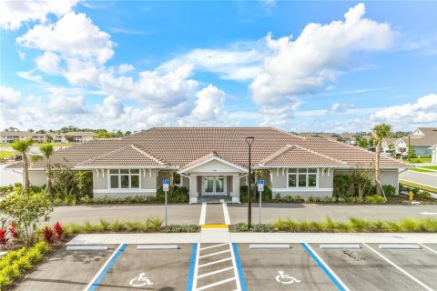 Casa en venta en North Port, Florida, 5 dormitorios, 158.68 m2 № 2209262 - foto 13