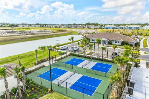 Casa en venta en North Port, Florida, 5 dormitorios, 158.68 m2 № 2209262 - foto 22