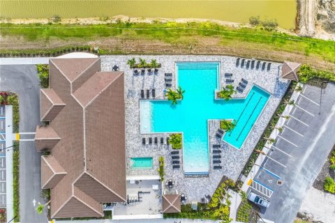 Casa en venta en North Port, Florida, 5 dormitorios, 158.68 m2 № 2209262 - foto 19