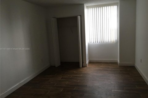 Copropriété à vendre à Miami, Floride: 2 chambres, 84.91 m2 № 1940339 - photo 9